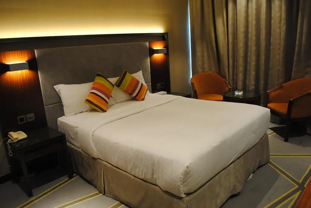 Versailles By Vieras Hotel Dubaï 4*,